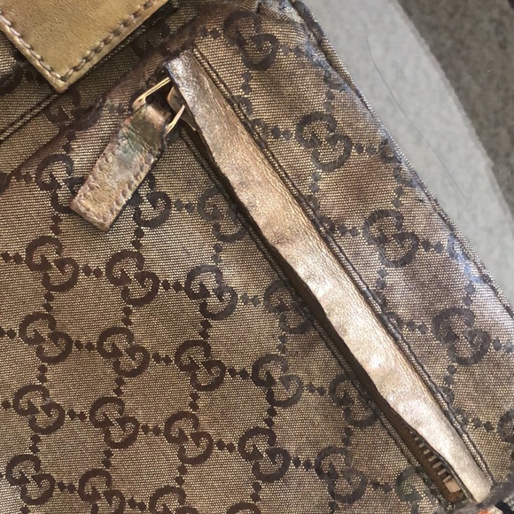 GUCCI BUM BAG - Picture 12 of 16